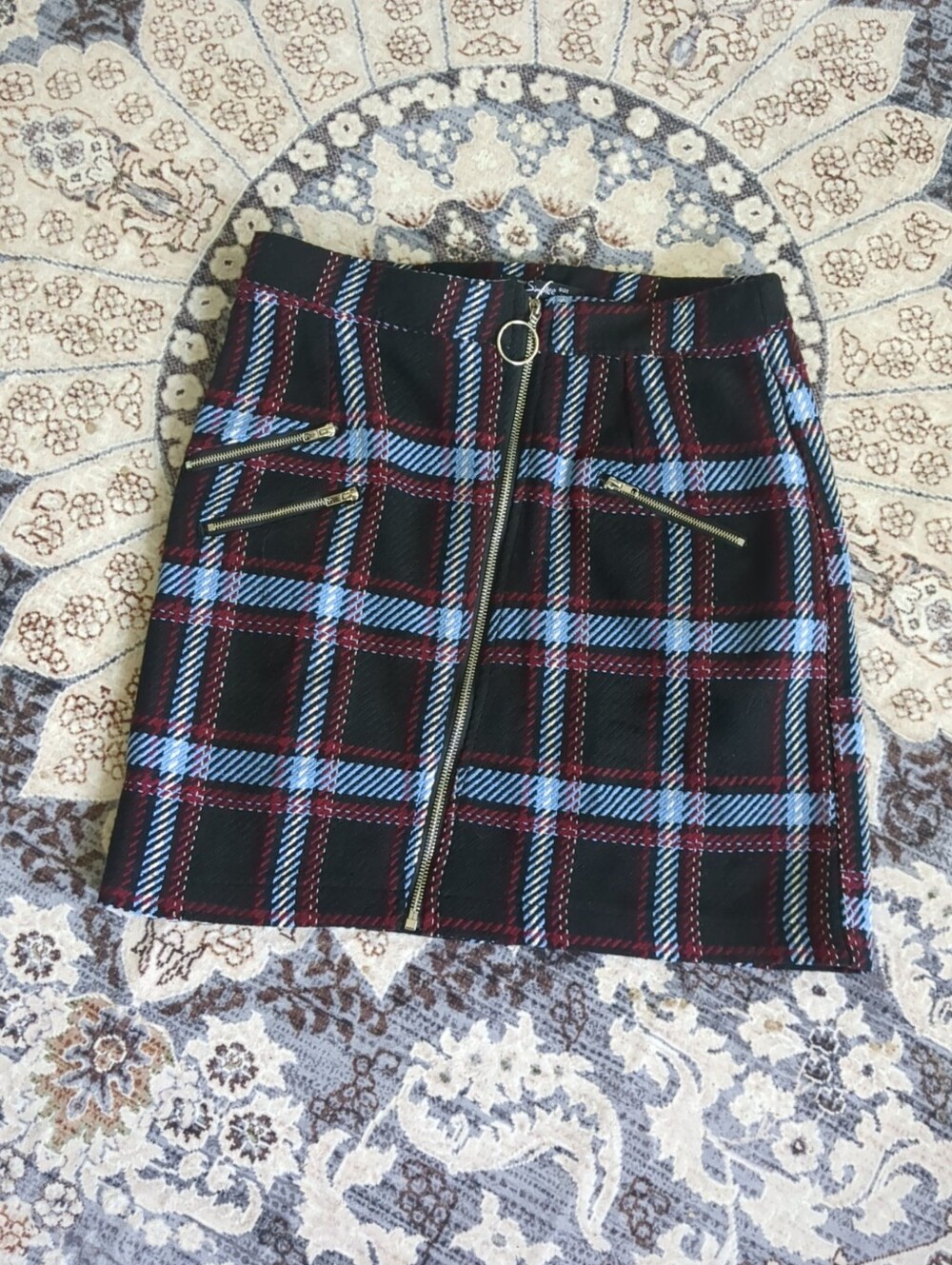 Simplee Skirt Size Large